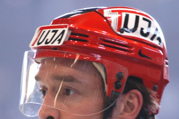 Jubilar Thomas Schinko in seinem 500. DEL Spiel