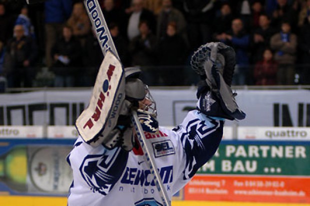 Jimmy Waite mit 7. Shut Out konnte sich zurecht Feiern lassen