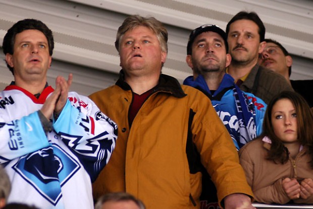 Bis unters Dach war die Saturn-Arena voll