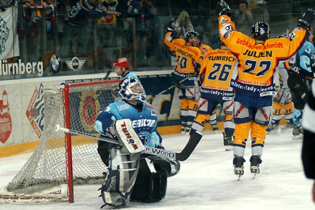 1:0 für ITN durch Steve Larouche<br>Fotos:Hockey-Press