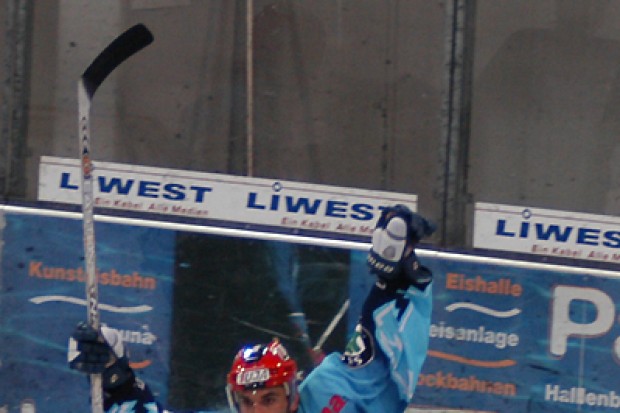 Brad Buryms Torjubel zum 2:0