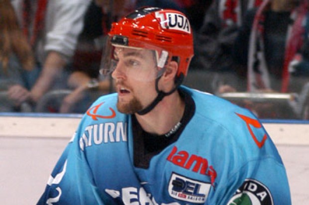Doug Ast brachte die Panther mit 1:0  in Führung