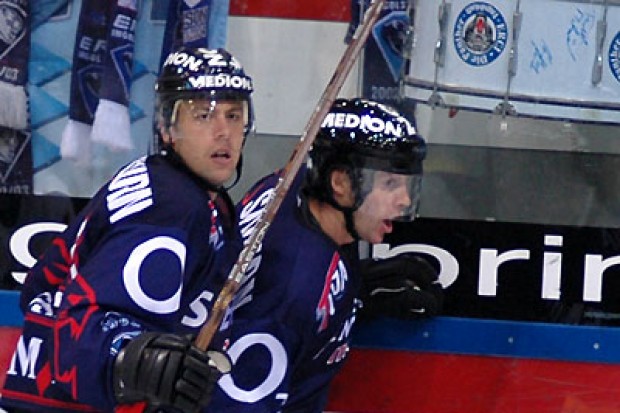 Gelungener Einstand für Marco Sturm und Andy McDonald<br>Fotos: Hockey-Press