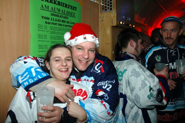 Happyfans on Tour paßt zu diesem Bild