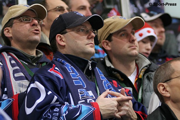 Angespannte Fans