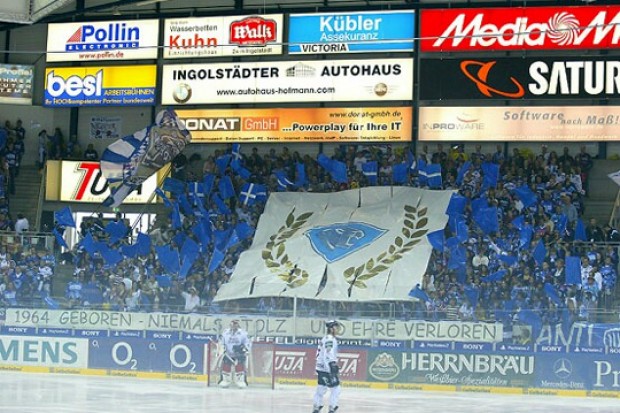 Choreo der Fans vor dem Spiel