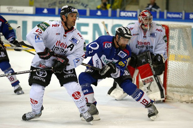 Rob Valicevic gegen Stephan Julien
