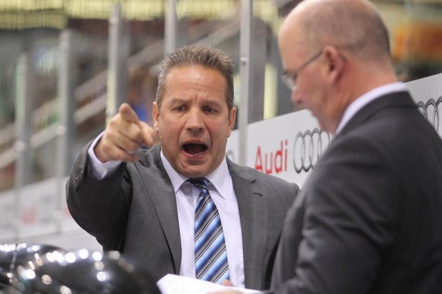Der neue Trainer beim ERC: Rich Chernomaz. Foto: Stefan Bösl - www.kbumm.de