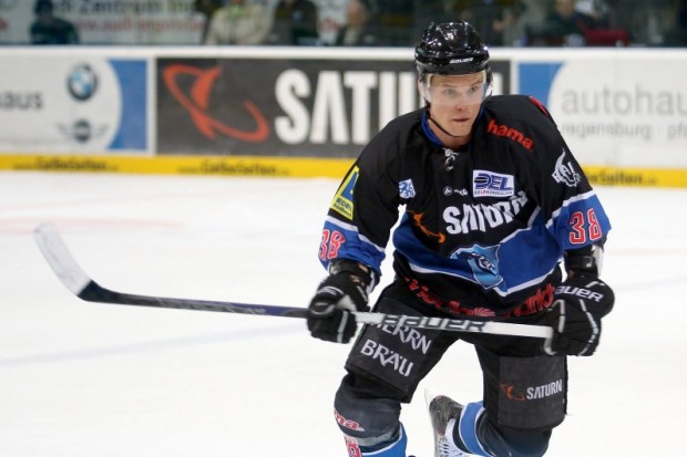 Jakub Ficenec war mit einem Tor und einem Assist entscheidend am Erfolg beteiligt. Foto: Stefan Bösl - www.kbumm.de