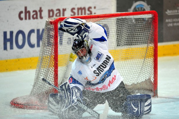 Markus Janka im Tor der Panther. Foto: Reymondin