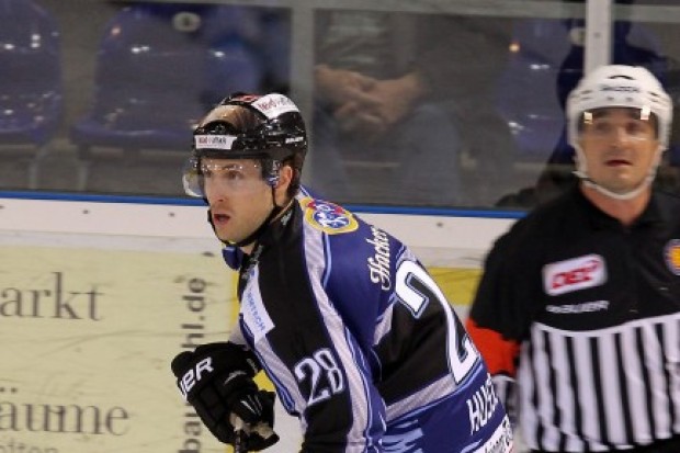 Ex-Panther Matt Hussey in seinem ersten Spiel für Straubing. Foto: Schindler