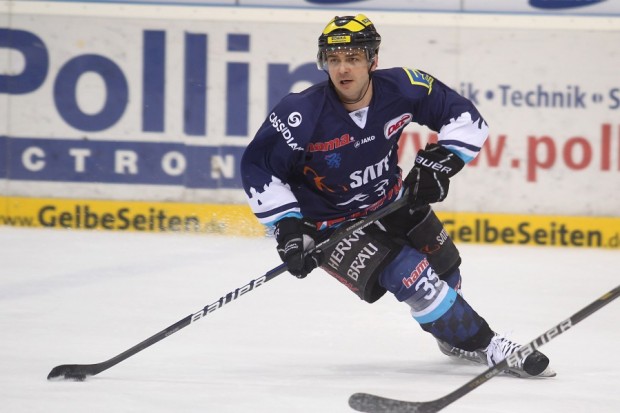 Thomas Greilinger erzielte das 1:0. Foto: Stefan Bösl - www.kbumm.de