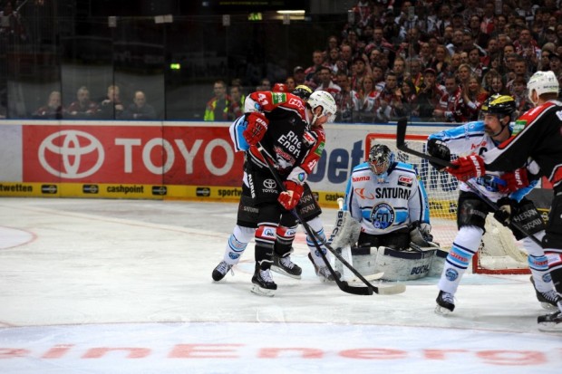 Timo Pielmeier zeigte einige hervorragende Paraden und hielt die Panther im Spiel. Foto: Limmer (DK)