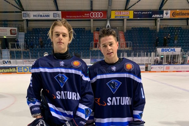 Die beiden Panther-Talente Lukas Ullmann (li.) und Niklas Hübner (re.) sind für die U16-Nationalmannschaft nominiert worden.
Foto: ERC Ingolstadt e.V.