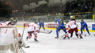 Wie im Vorjahr trifft der ERC auch diesmal zum Turnierauftakt auf den HC Bozen. Foto: Vanna Antonello Wie im Vorjahr trifft der ERC auch diesmal zum Turnierauftakt auf den HC Bozen. Foto: Vanna Antonello
